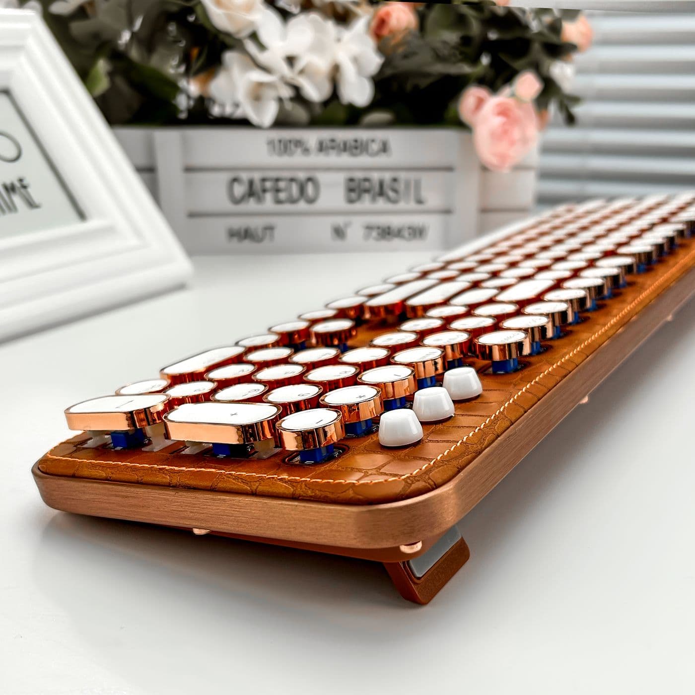 G9 3-Channel BT/2.4G/Wired Single Light Retro Mechanical Keyboard